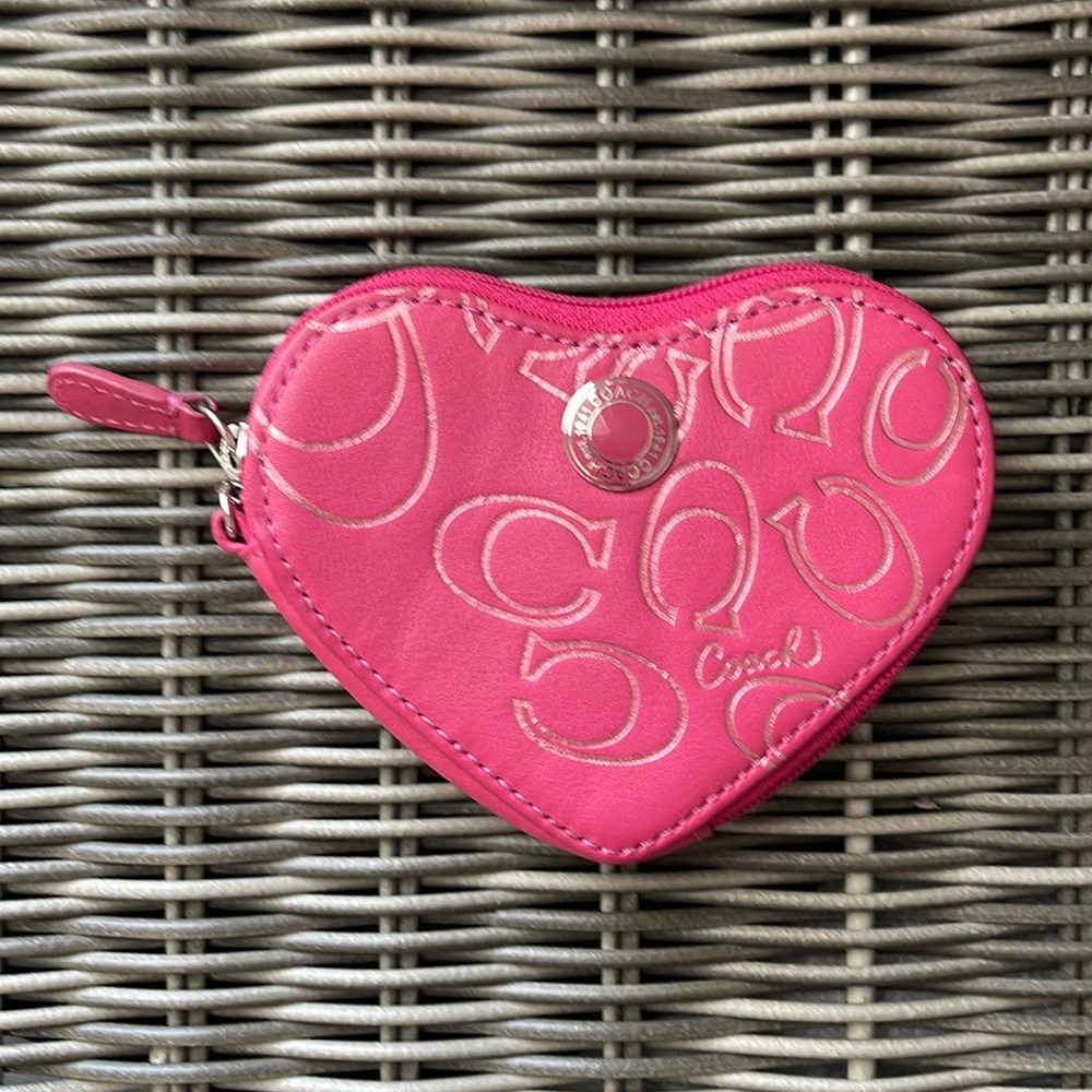 Coach key chain heart